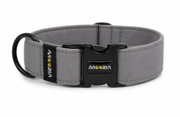 Halsband mit Metallverschluss - schwarze Beschläge
