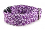 Halsband Abstract Flower Violet - Detail des Musters