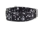 Halsband Black Intense - Detail des Musters