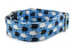 Halsband Sheep Dream Blue - Detail des Musters