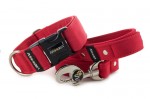 Halsband Royal Red mit der Leine