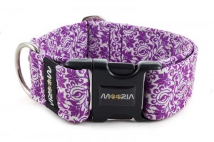 Halsband Abstract Flower Violet