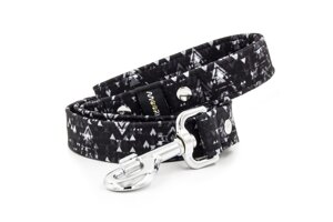 Leash Black Intense